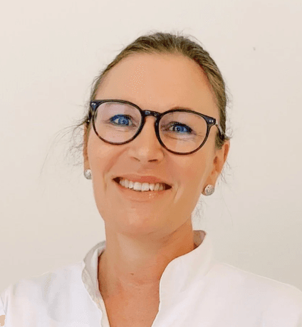 Illustrasjonsfotoet viser Victoria Hellberg, spesialist i øre-nese-halssykdommer