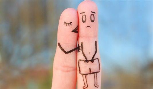 Langfinger og pekefinger tegnet som kjærestepar der "mann" ser betuttet ned i sin bukse.