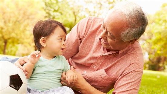 Bestefar og barnebarn